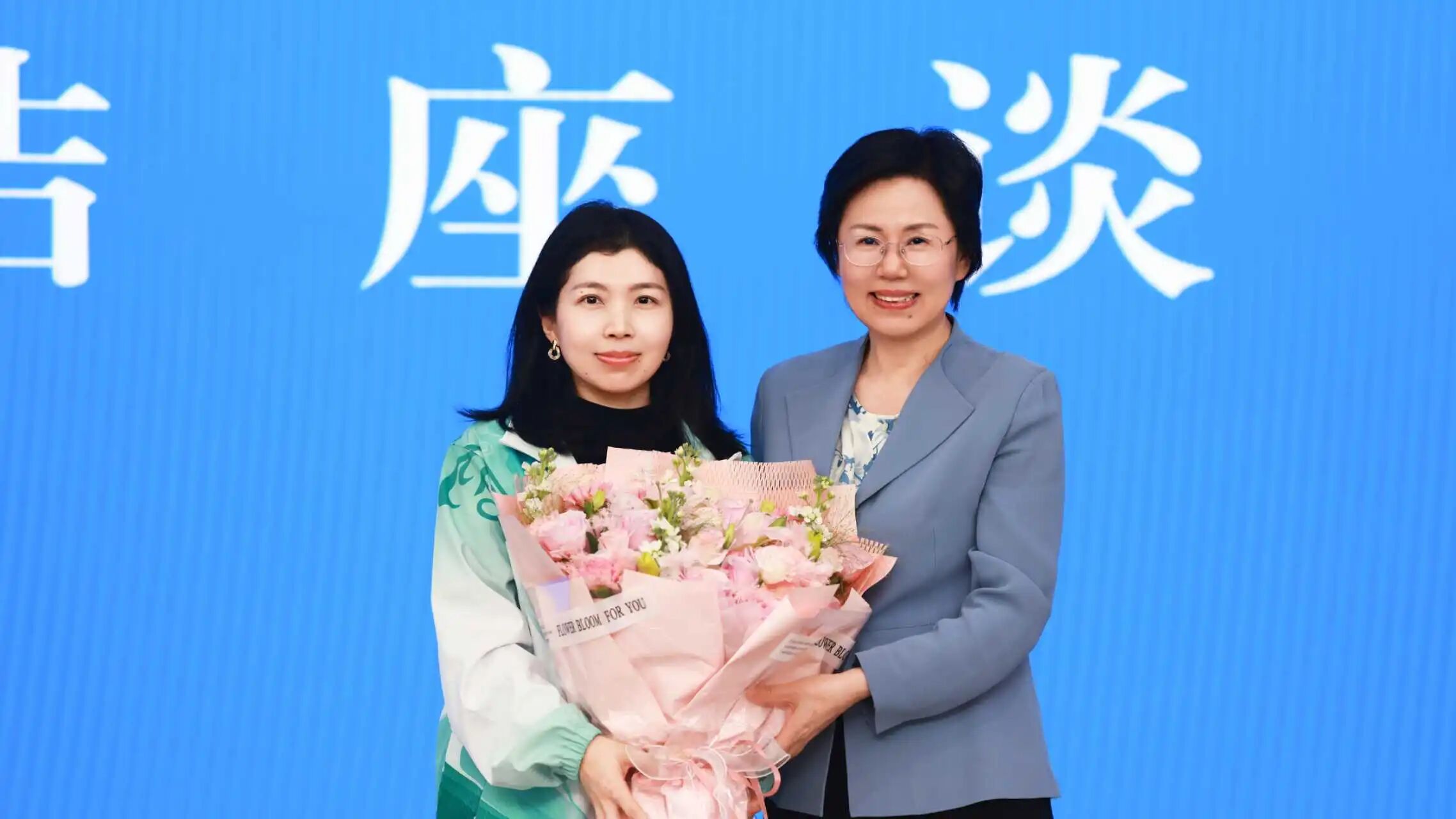 7b3d36ff16c6ea85807219eaa98840ca.jpg 7b3d36ff16c6ea85807219eaa98840ca.jpg