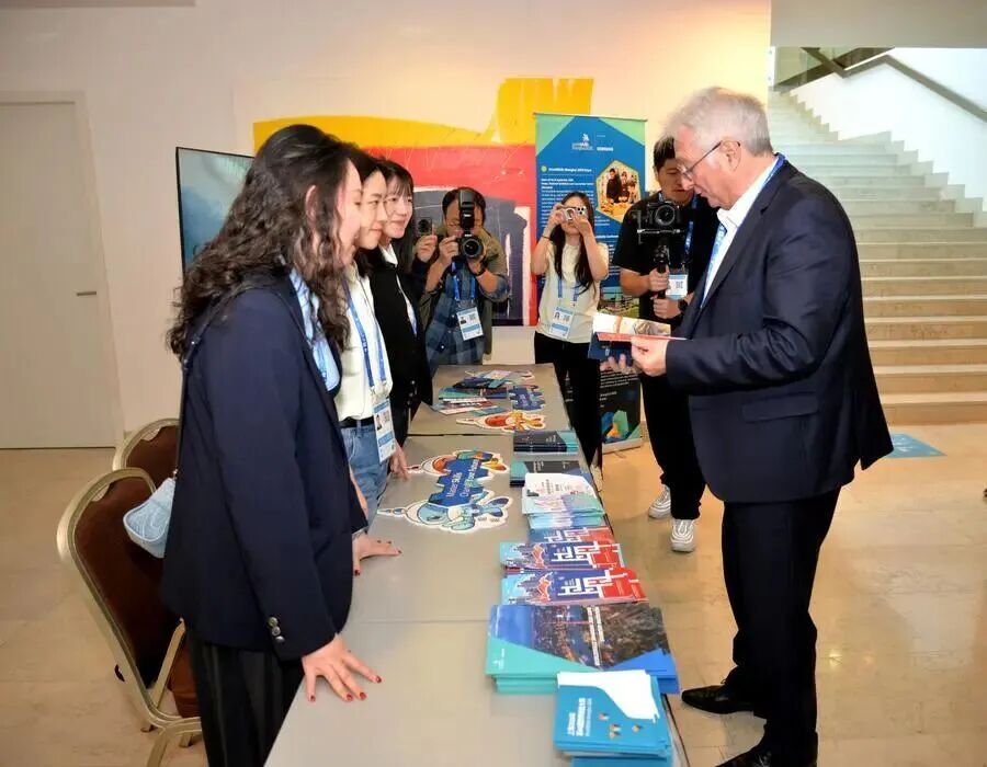 dc96aaa04ac930ed3d4f499970dc6476.jpg dc96aaa04ac930ed3d4f499970dc6476.jpg