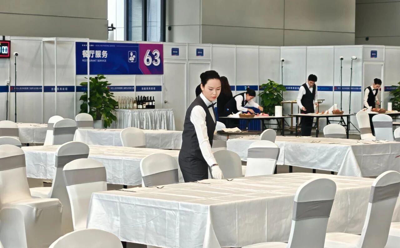 c34b3640cbe9115e8d16f9534744ca8f.jpg c34b3640cbe9115e8d16f9534744ca8f.jpg