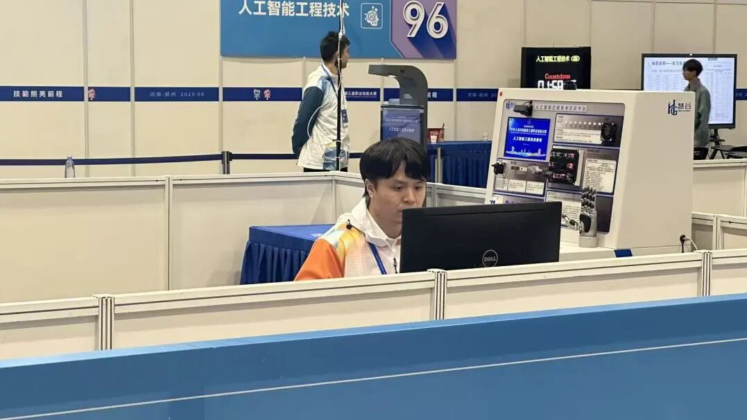 9ce3f48faa3f5472bce6704e18b98c1e.jpg 9ce3f48faa3f5472bce6704e18b98c1e.jpg