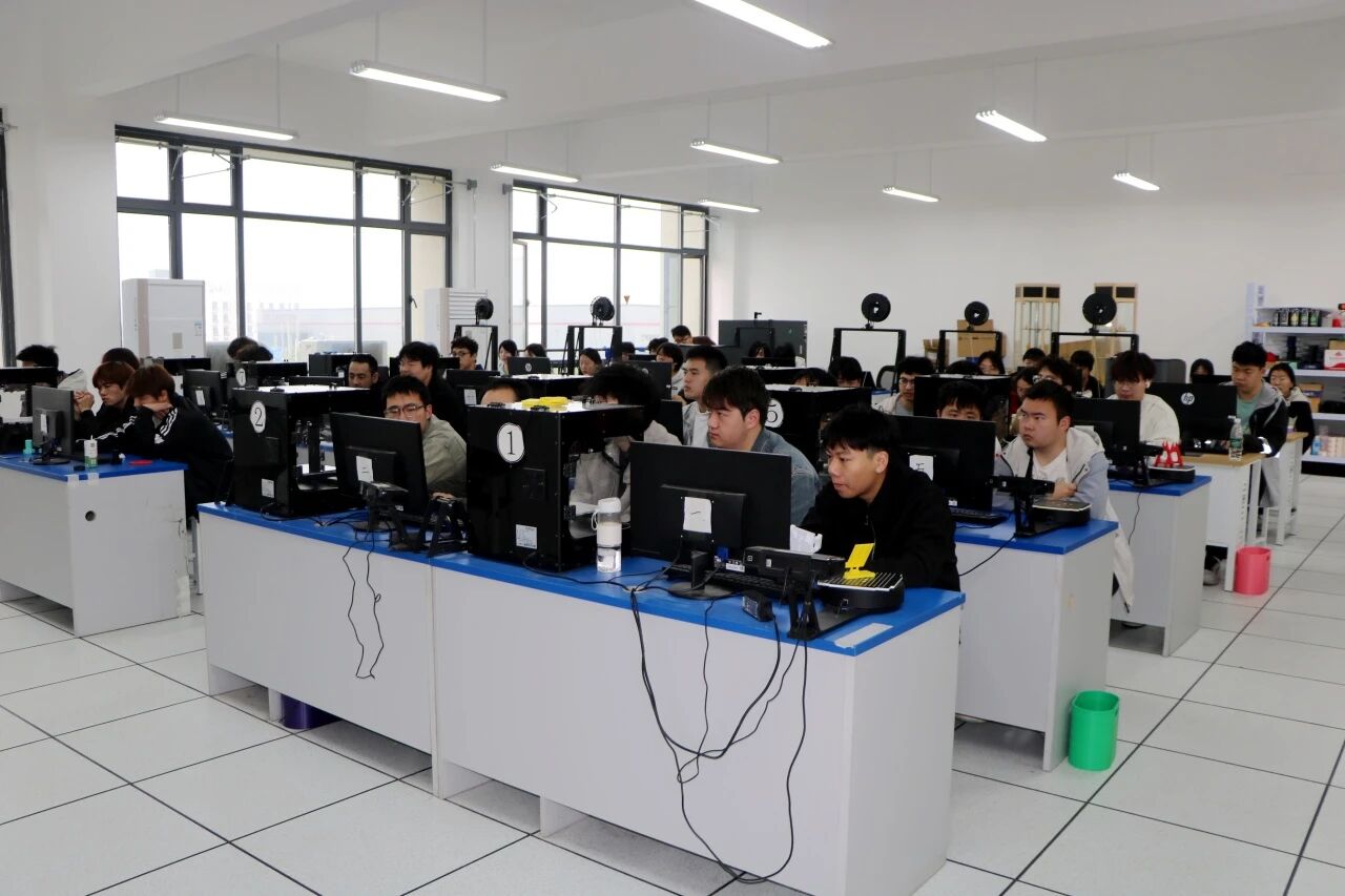 4de5ea8cfa182256816abac2d791ce02.jpg 4de5ea8cfa182256816abac2d791ce02.jpg